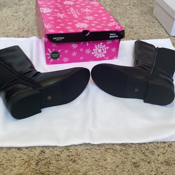 Girls Arizona Samantha Tall Boots - Picture 7 of 10